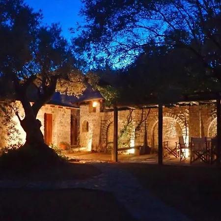 Cozy Stone House Next To Lejlighed Skiathos by