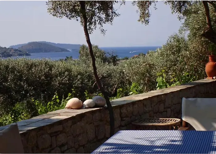 Cozy Stone House Next To *